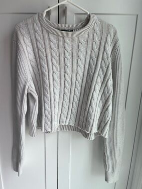 Vintage Grey Cable Knit Cropped Crewneck Sweater
